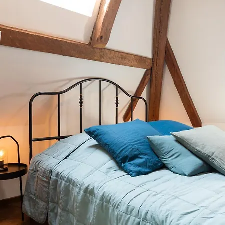 Hilltop - Old Town Kuninga *