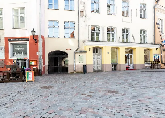 Hilltop - Old Town Kuninga Таллінн
