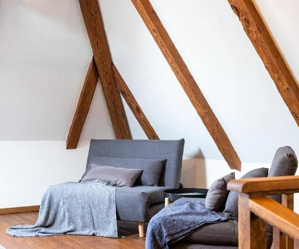 Appartement Hilltop - Old Town Kuninga